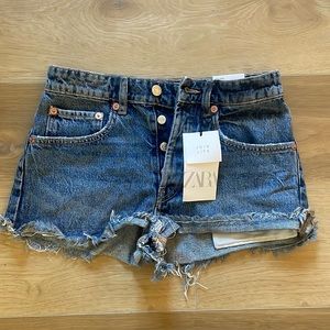 ZARA DENIM SHORTS 2